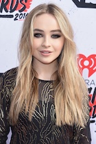 Sabrina Carpenter : sabrina-carpenter-1481908764.jpg