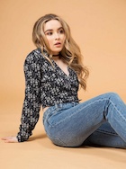 Sabrina Carpenter : sabrina-carpenter-1481948936.jpg