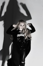 Sabrina Carpenter : sabrina-carpenter-1492374368.jpg