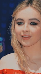 Sabrina Carpenter : sabrina-carpenter-1493686125.jpg