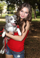 Sammi Hanratty : sammi-hanratty-1398710470.jpg