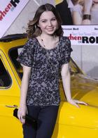 Sammi Hanratty : sammihanratty_1285618721.jpg