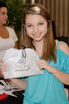 Sammi Hanratty : sammihanratty_1285699378.jpg