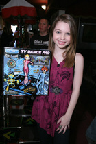 Sammi Hanratty : sammihanratty_1285707114.jpg