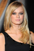 Sara Paxton : sara-paxton-1318659009.jpg