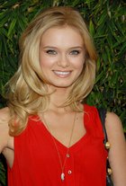 Sara Paxton : sara_paxton_1255843889.jpg