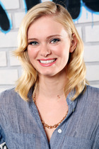 Sara Paxton : sara_paxton_1311612758.jpg