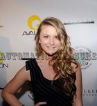 Savannah Outen : savannah_outen_1274570466.jpg