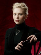 Scarlett Johansson : scarlett-johansson-1413392653.jpg