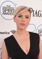 Scarlett Johansson : scarlett-johansson-1424981696.jpg