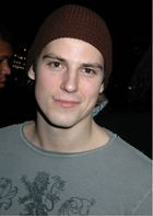 Sean Faris : sean_faris_1217810673.jpg