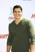 Sean Faris : sean_faris_1241760163.jpg