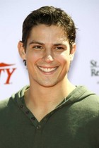 Sean Faris : sean_faris_1281997456.jpg