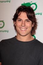 Sean Faris : sean_faris_1294291294.jpg