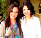 Selena Gomez : TI4U_u1222677128.jpg