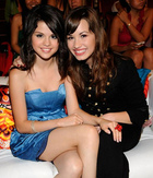 Selena Gomez : TI4U_u1258326792.jpg