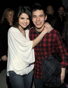 Selena Gomez : TI4U_u1264332197.jpg