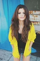 Selena Gomez : selena-gomez-1395737595.jpg