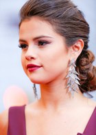 Selena Gomez : selena-gomez-1399426191.jpg