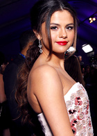 Selena Gomez : selena-gomez-1415392567.jpg