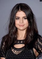 Selena Gomez : selena-gomez-1445965487.jpg