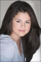 Selena Gomez : selena_gomez_1216672069.jpg