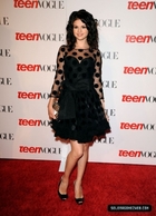 Selena Gomez : selena_gomez_1222089178.jpg