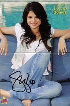 Selena Gomez : selena_gomez_1223228866.jpg