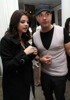 Selena Gomez : selena_gomez_1224592730.jpg