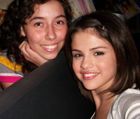 Selena Gomez : selena_gomez_1252751602.jpg