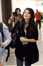 Selena Gomez : selena_gomez_1269969325.jpg