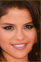 Selena Gomez : selena_gomez_1284395337.jpg