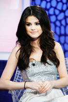 Selena Gomez : selena_gomez_1286683039.jpg