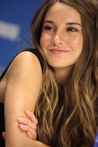 Shailene Woodley : shailene-woodley-1408206040.jpg