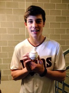 Shawn Mendes : shawn-mendes-1432082701.jpg