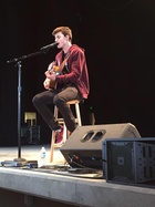 Shawn Mendes : shawn-mendes-1433164561.jpg