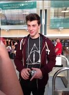 Shawn Mendes : shawn-mendes-1438536001.jpg