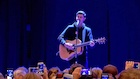 Shawn Mendes : shawn-mendes-1442547601.jpg