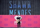 Shawn Mendes : shawn-mendes-1442773921.jpg