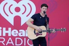 Shawn Mendes : shawn-mendes-1442798641.jpg