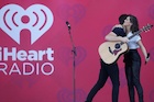 Shawn Mendes : shawn-mendes-1442806321.jpg