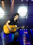 Shawn Mendes : shawn-mendes-1442829601.jpg