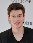 Shawn Mendes : shawn-mendes-1447014241.jpg