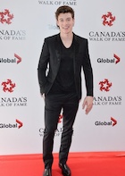 Shawn Mendes : shawn-mendes-1447016761.jpg