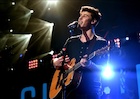 Shawn Mendes : shawn-mendes-1449086041.jpg