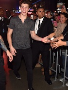 Shawn Mendes : shawn-mendes-1449339841.jpg