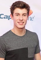 Shawn Mendes : shawn-mendes-1450191241.jpg