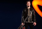 Shawn Mendes : shawn-mendes-1453685041.jpg