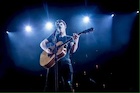 Shawn Mendes : shawn-mendes-1461847321.jpg