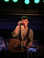 Shawn Mendes : shawn-mendes-1477510921.jpg